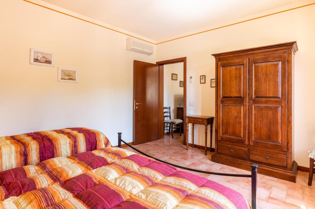 Casolare Dei Fiori - Mughetto Villa Montecarlo Kültér fotó