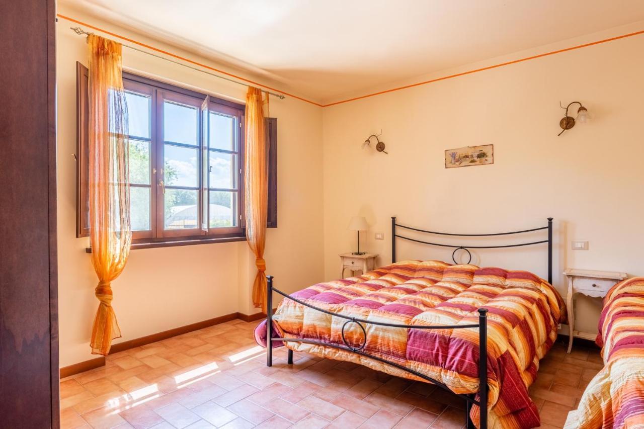 Casolare Dei Fiori - Mughetto Villa Montecarlo Kültér fotó